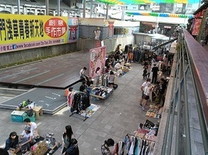 236.西門市場でフリマ.jpg