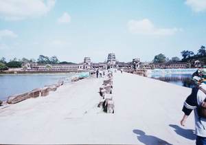 73.西塔門へ.jpg